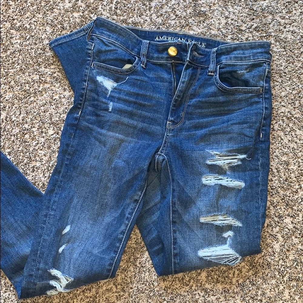 Women’s American Eagle Jeans!